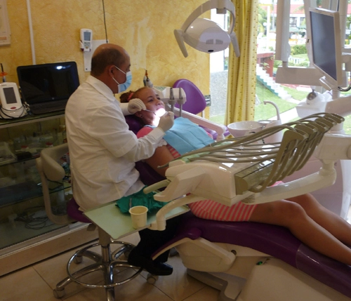 Cuba, Holguín, Guardalavaca, Health, dentistry