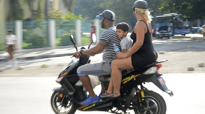 electric-motorcycles-Cuba