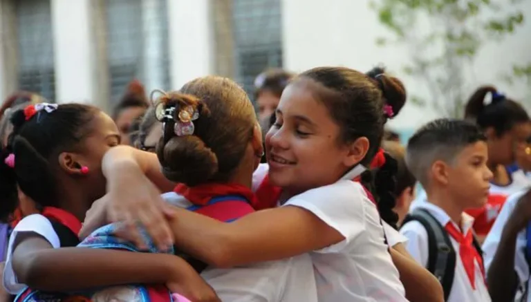 Schools in Holguin for comprehensive education 0