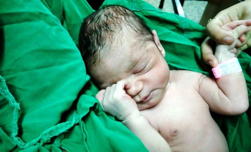newlyborn, lenin, holguin