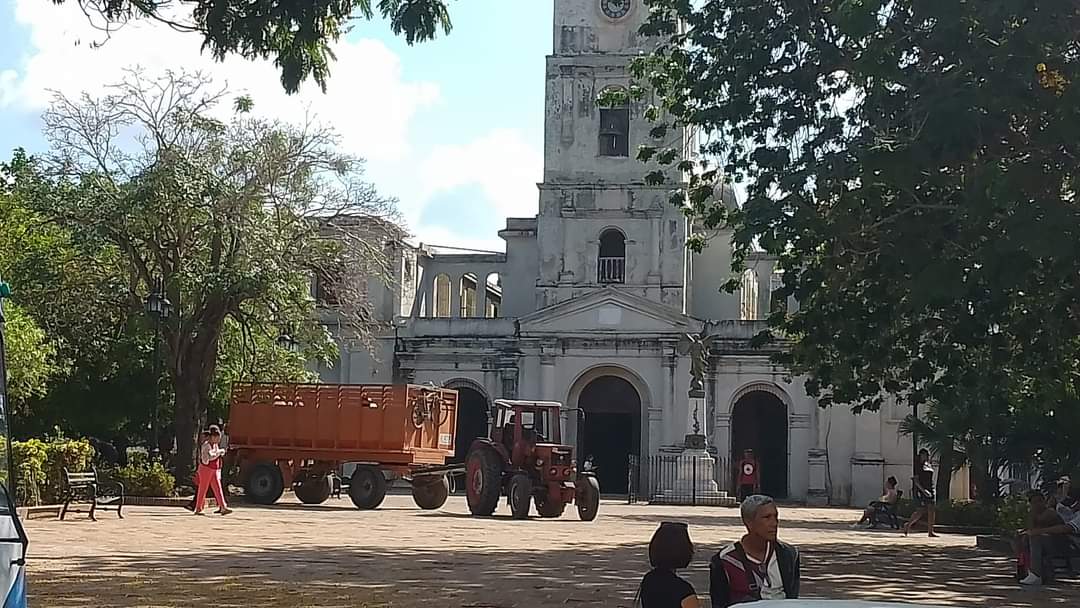 cart, park, holguin