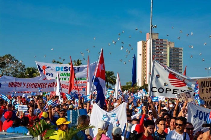 may, day, parade, holguin