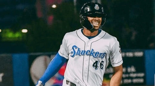 Holguin, born, baseball, player, Ernesto, Martinez