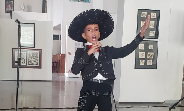 ismer, music, mariachi, holguin