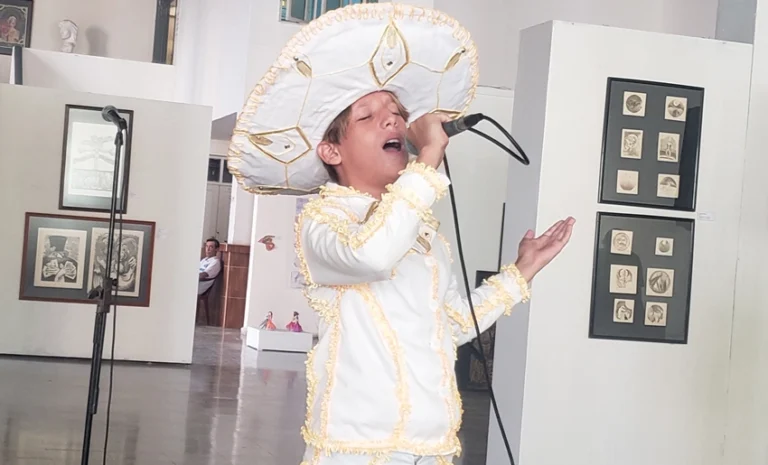 mariachi, holguin, boy, winner, contest