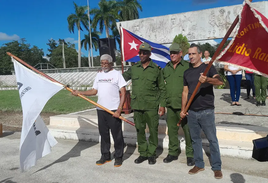liners, builders, holguin, guantanamo, cuban, flag