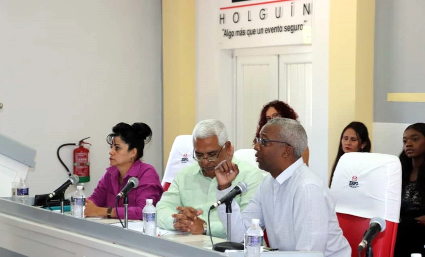 meeting, direction, justice, holguin