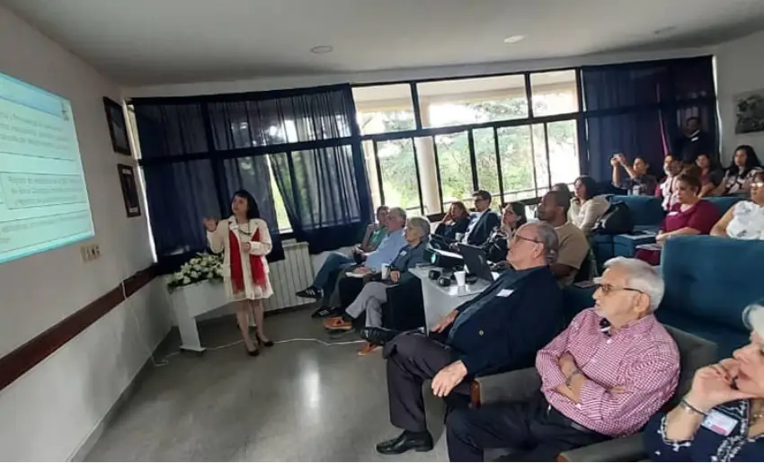 Uruguayan-Cuban Collaboration at Montevideo Ophthalmological Hospital