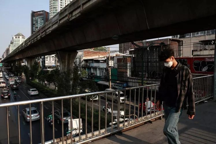 The climate is burning, life is sickening 2