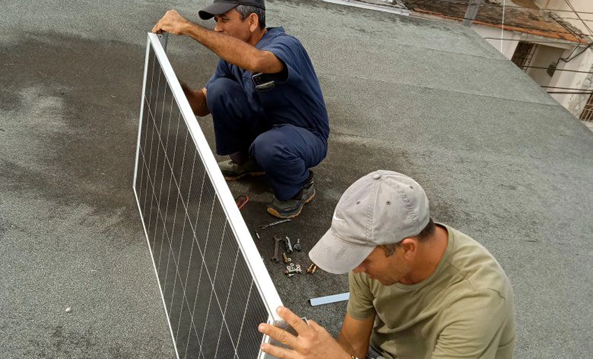 Solar Energy Kits Sold to Subsidized Sectors in Holguin 1
