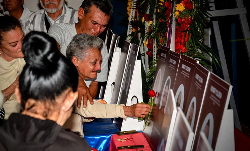 Tribute to the Heroes in Holguin: Duty Turned into Mourning 1