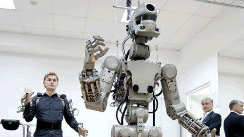 Efko Unveils Anthropomorphic Messenger Robot in Russia 0