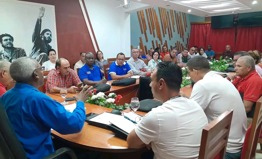 Holguin’s Economic Actors Unite to Facilitate Cash Payments for Retirees