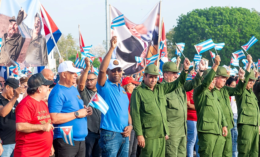 Holguin Reaffirms Support for Raúl in Open Forum (+Photos) 1