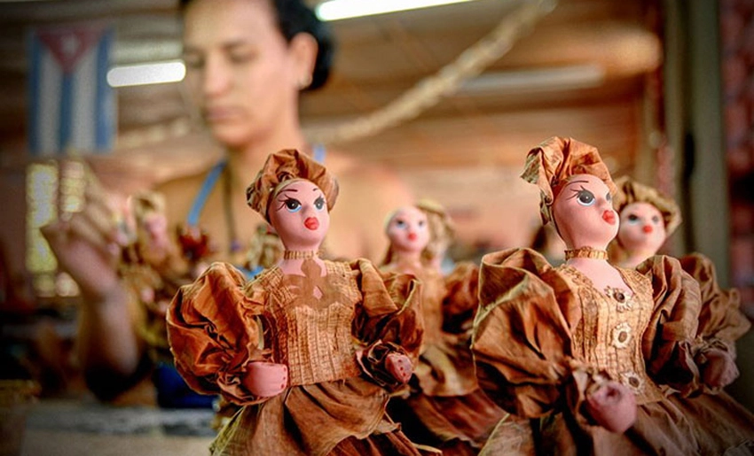 Academy of Handicrafts Promotes Training with Recycled Materials in Holguin 0