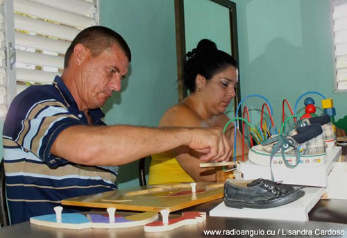 Holguín, Salud, Ataxia, Rehabilitación física