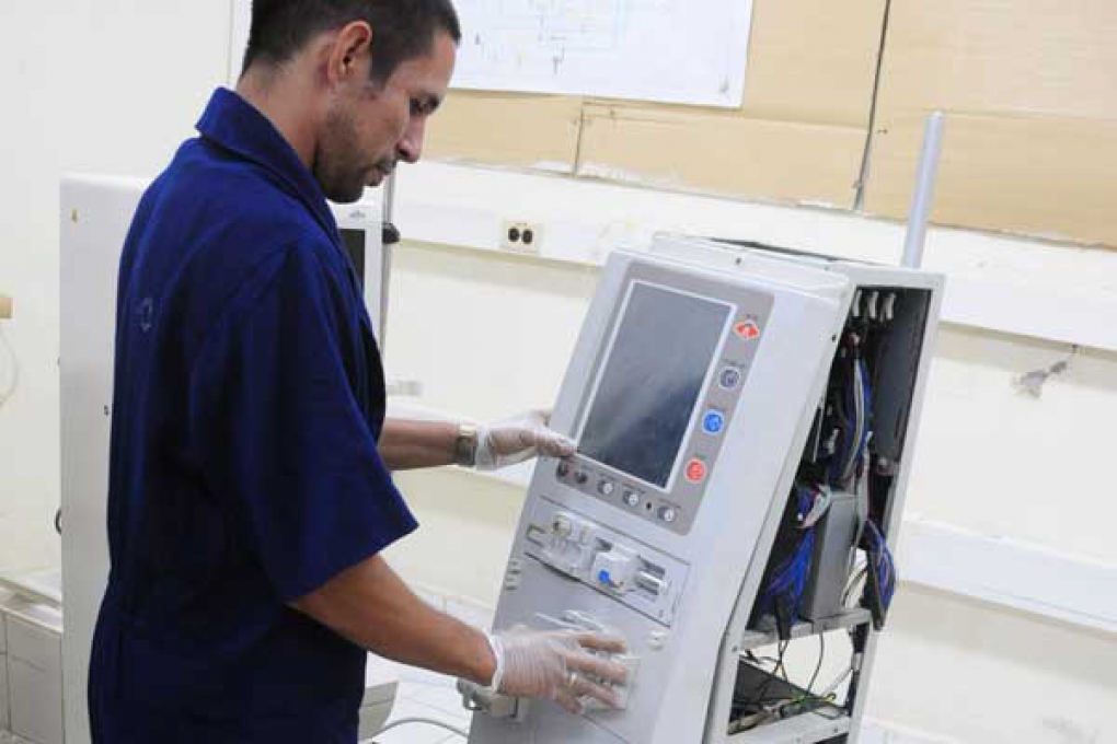 Cuba, Salud, Electromedicina en Holguín, Holguín