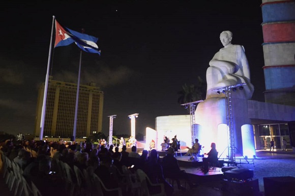 Velada, José Martí, natalicio, Plaza de la Revolución