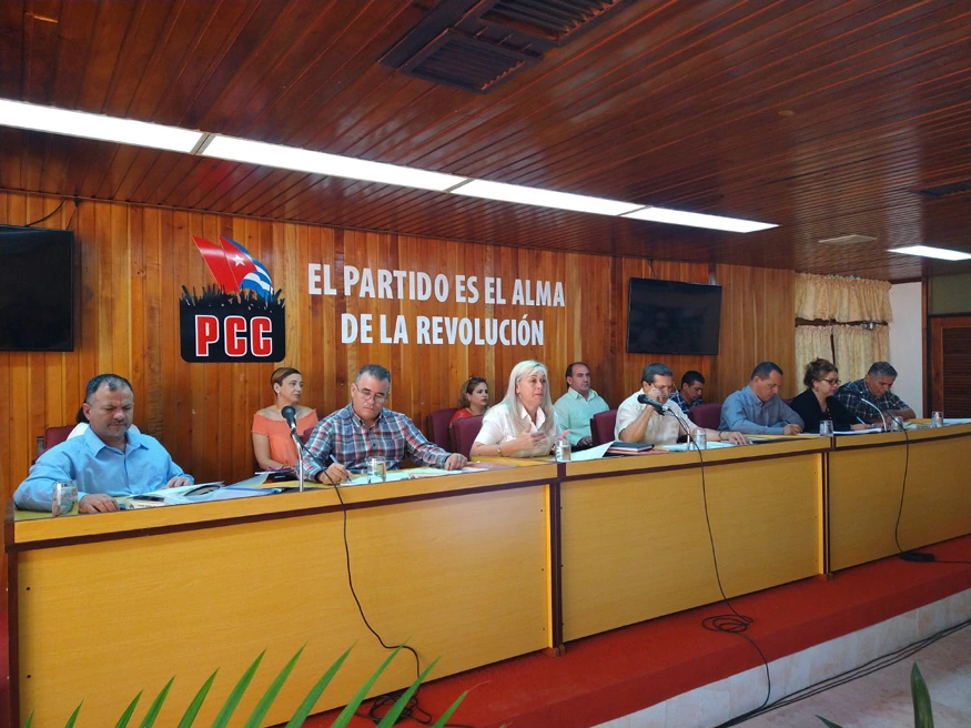 en Holguín, pleno provincial, comite provincial, Partido Comunista de Cuba, análisis, economía, sociedad