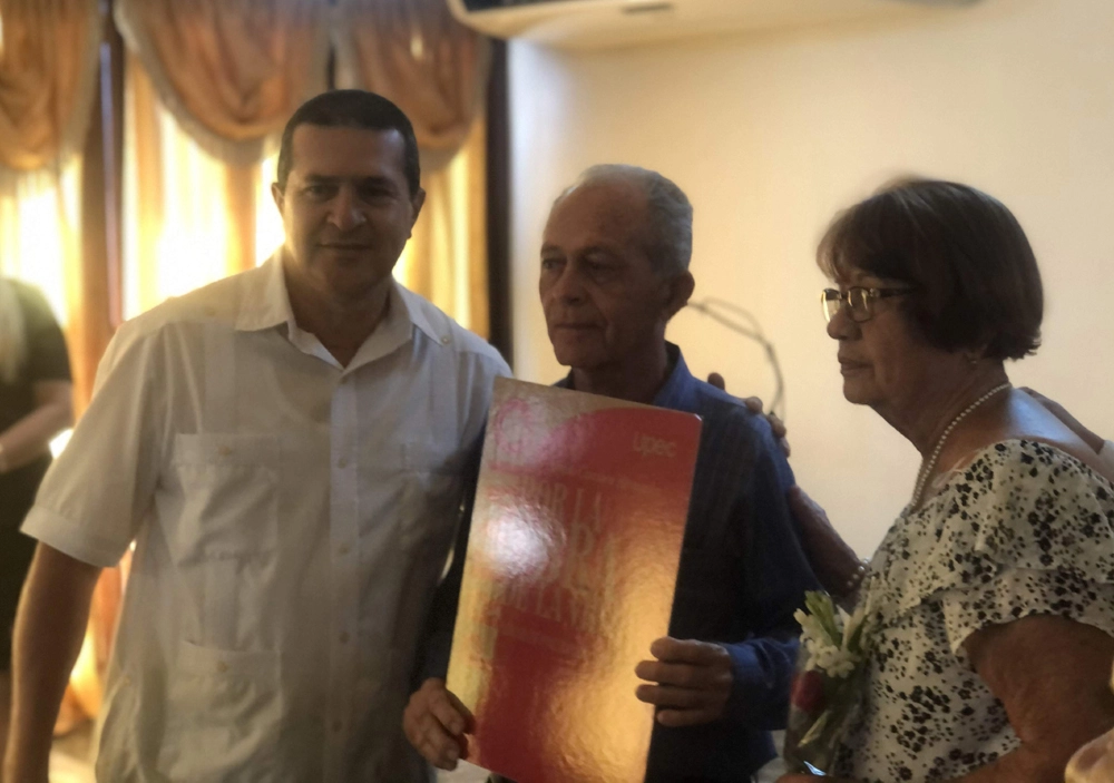 periodistas de Holguín, Cuba, prensa cubana