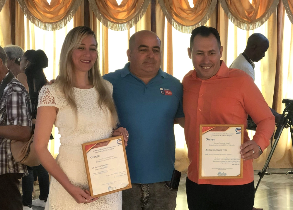 periodistas de Holguín , Prensa cubana, Cuba