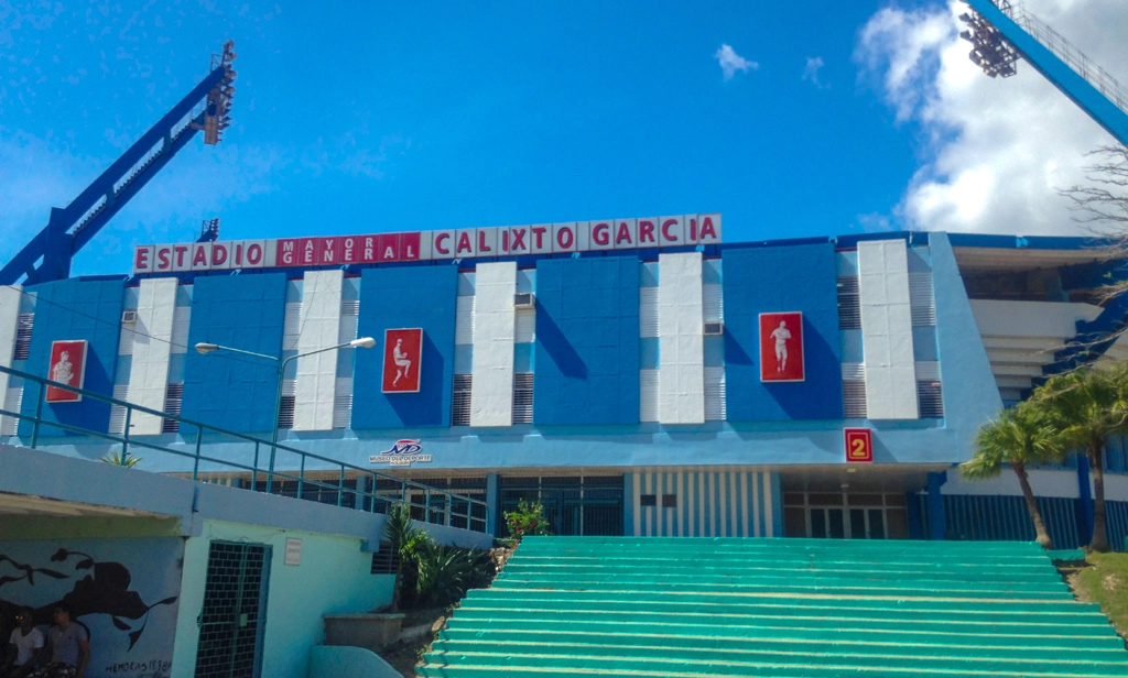 Holguín, béisbol, estadio Calixto García