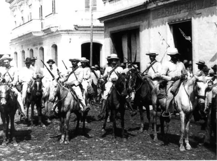 Mambises, Cuba, Holguín