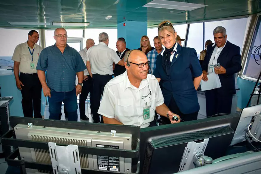 Torre de control, aeropuerto internacional, Holguín