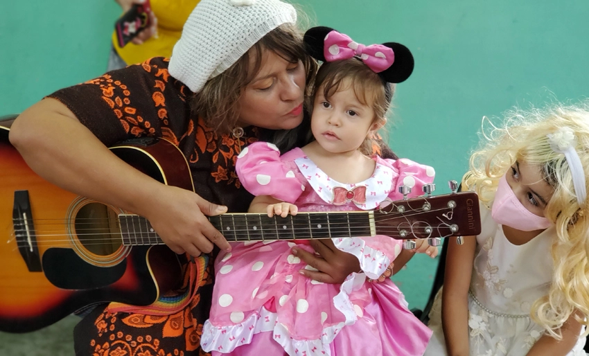 Holguín, Educación, Círculos Infantiles, Lidis Lamorú, Cantautora, Música Infantil Cubana, Infancia
