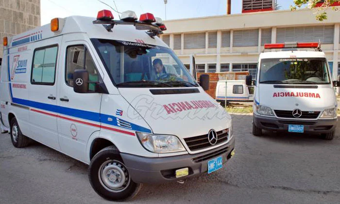 Holguín, Salud. Transporte sanitario, Ambulancias