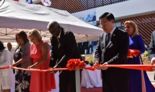 inauguración, Fábrica de Detergentes Suchel TBV S.A, parque de energía solar