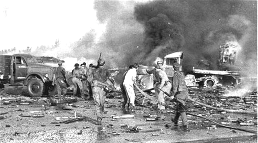 Cuba, Historia, Terrorismo, bombardeos aeropuertos cubanos, Revolución cubana