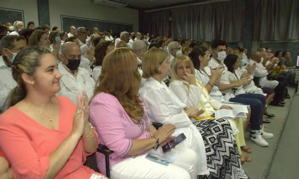 Holguín, Medicina, Reacreditación, Universidad de Ciencias Médicas