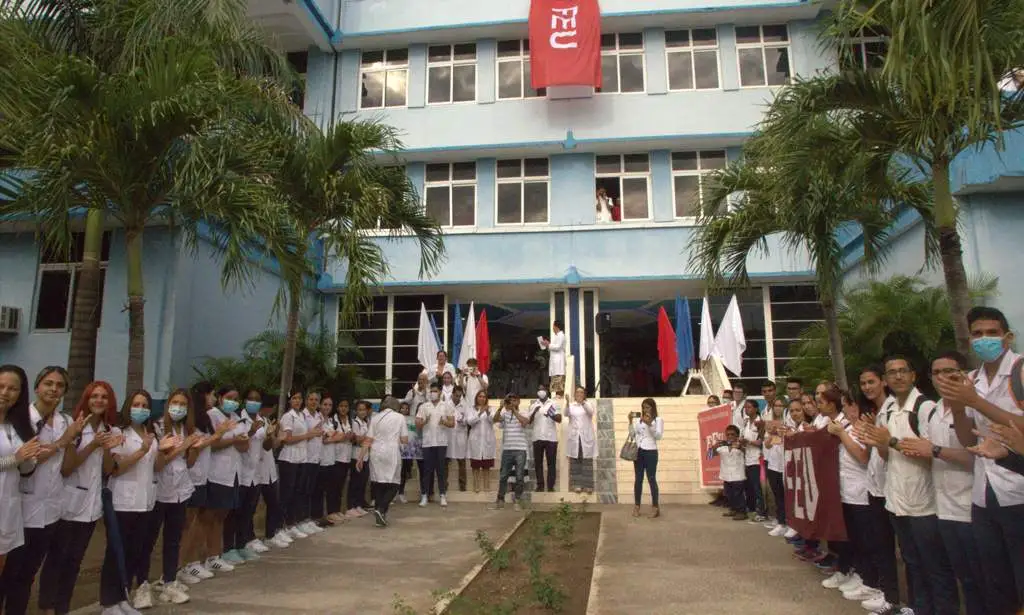 Holguín, Medicina, Reacreditación, Universidad de Ciencias Médicas