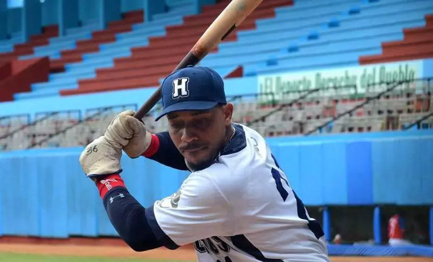 Los Cachorros, Jorge Luis Peña, béisbol