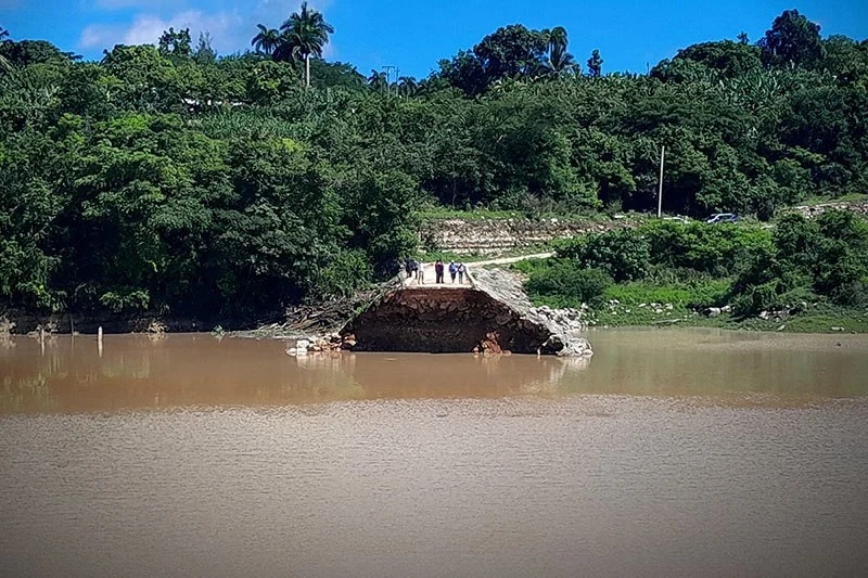 colapsa puente, Mayarí, Holguín, crecida, río, intensas lluvias