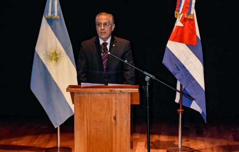 relaciones diplomáticas, 50 años, Cuba, Argentina
