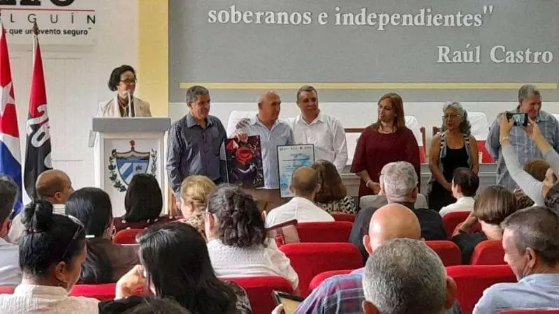 premio anual, salud pública, Holguín