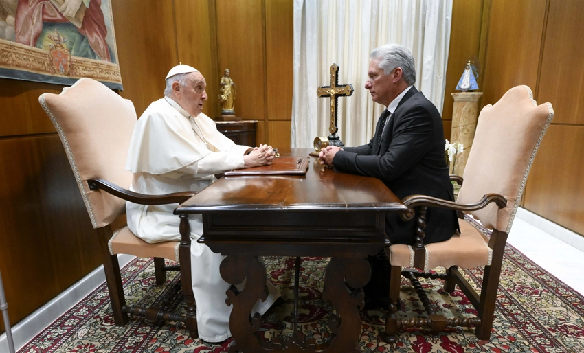 Díaz-Canel con el papa Francisco