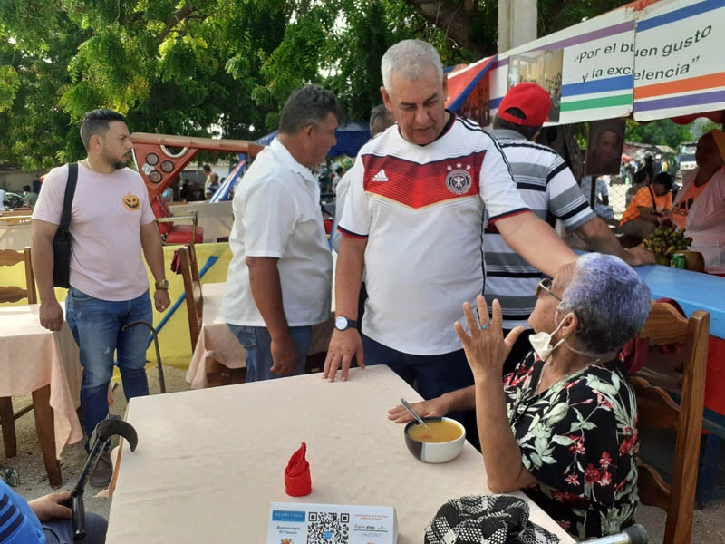 Autoridades holguineras recorren ferias agropecuarias este domingo 1