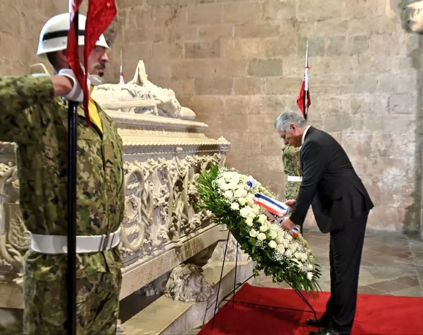 Miguel Díaz-Canel, Portugal