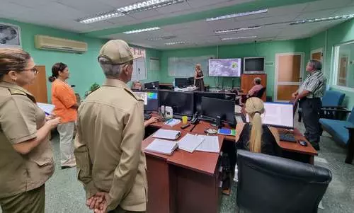 Cuba, Defensa Civil