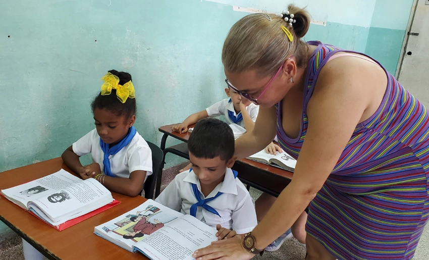 Docente holguinero, educación, Cuba