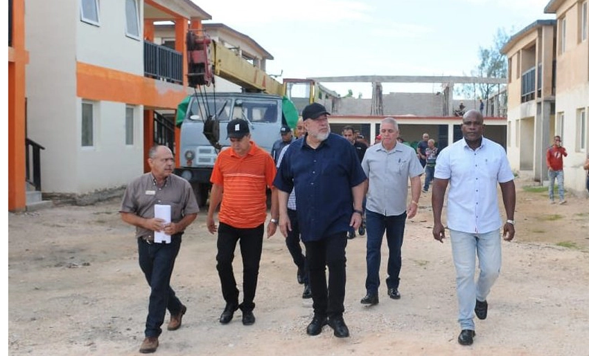 Manuel Marrero Cruz en Gibara, Cuba