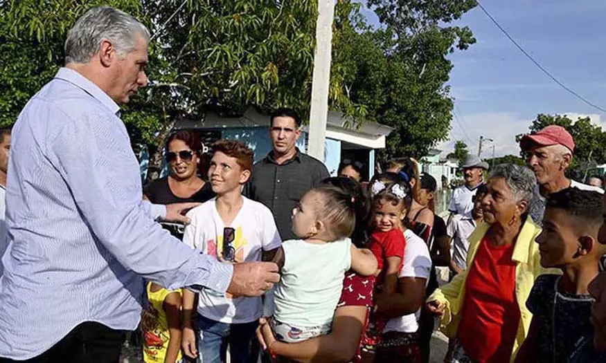 Provincia de Holguín, presidente cubano, Miguel Díaz-Canel