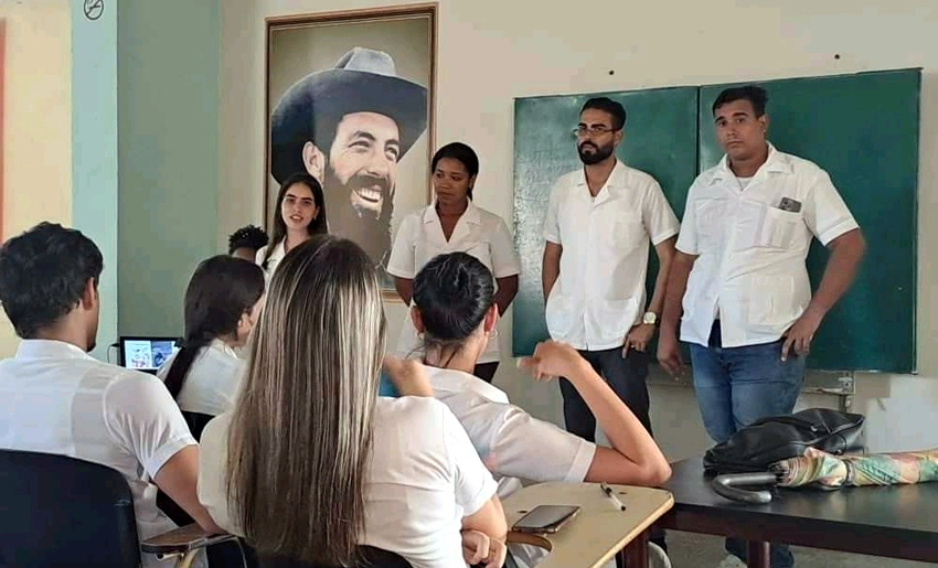 Estudiantes de Medicina, Hospital Lenin, Holguín, Taller, Lactancia Materna