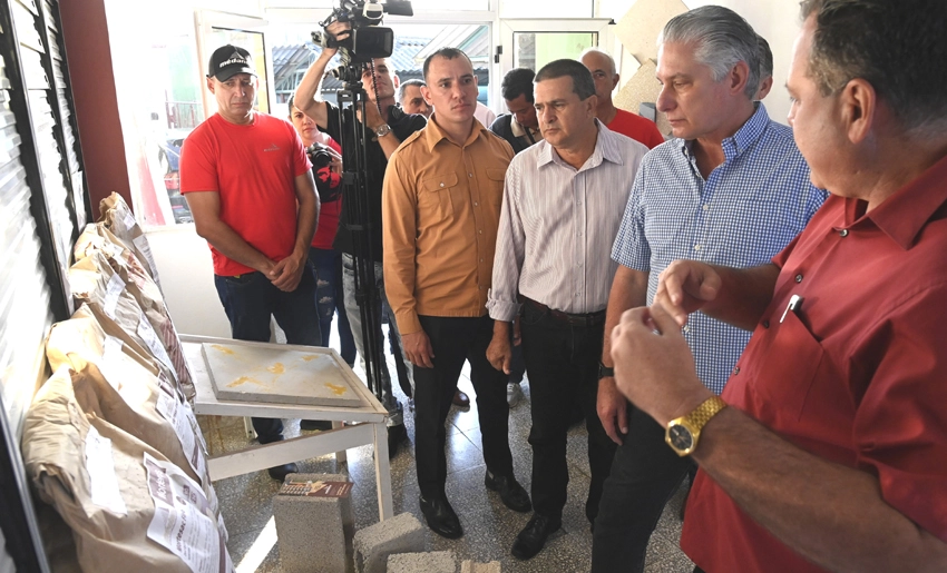 Visita, Presidente cubano, entidades holguineras