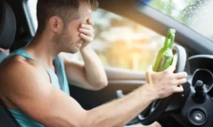 consumo de alcohol, alcoholismo, manejar, enfermedad, accidente