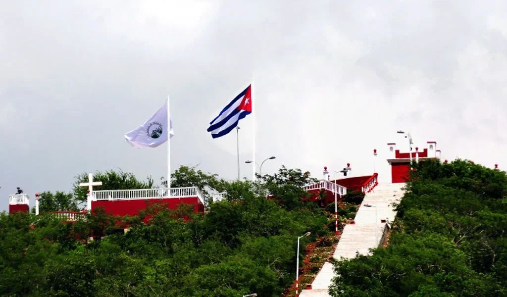Loma de la Cruz, Cultura, Holguín