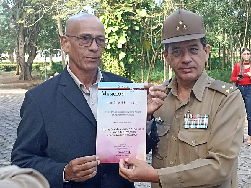 Mención, diploma, Concurso Nacional 26 de Julio de las FAR, Holguín